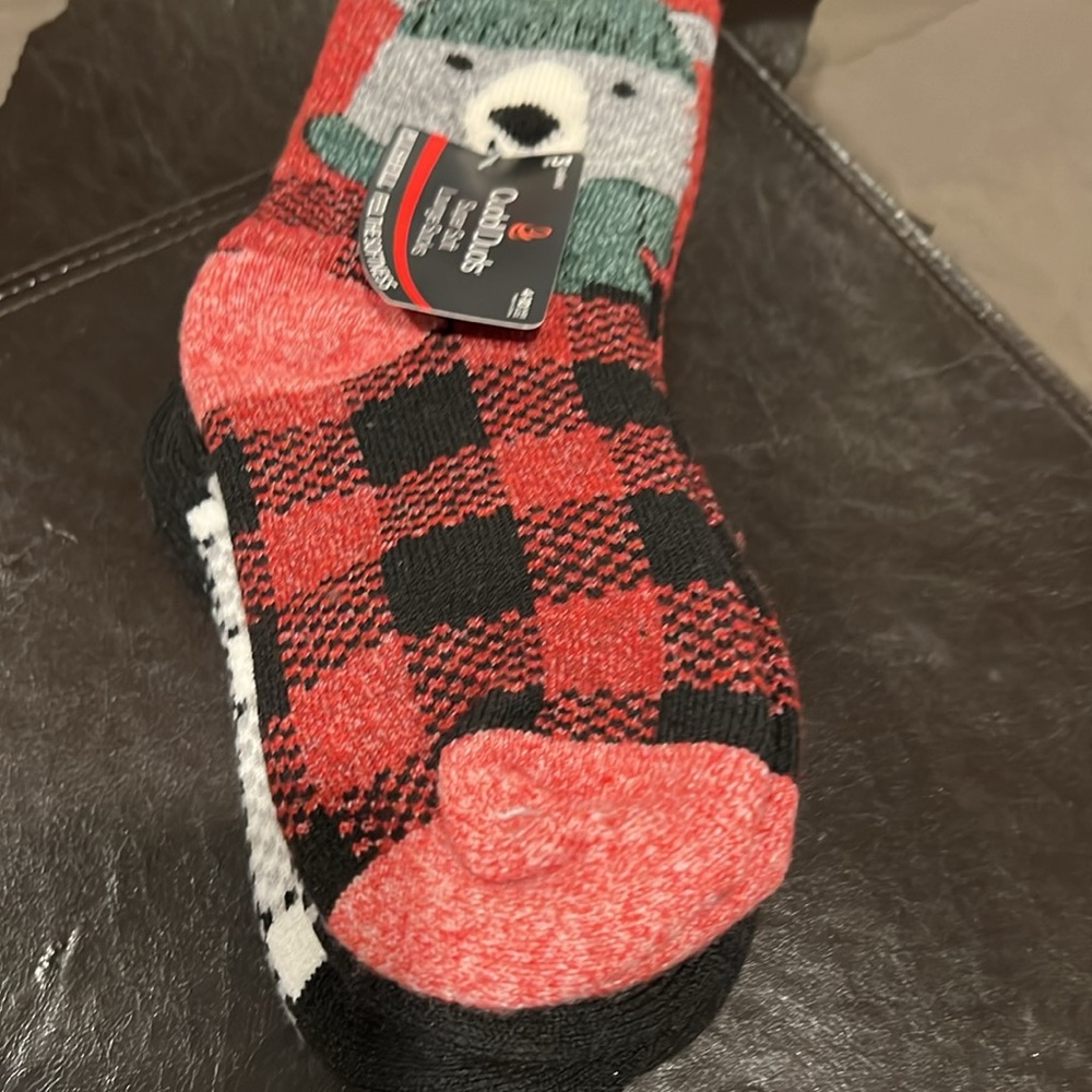 New Set of 3 pairs Cuddl Duds Holiday Lounge Socks 🧦 - Picture 10 of 12